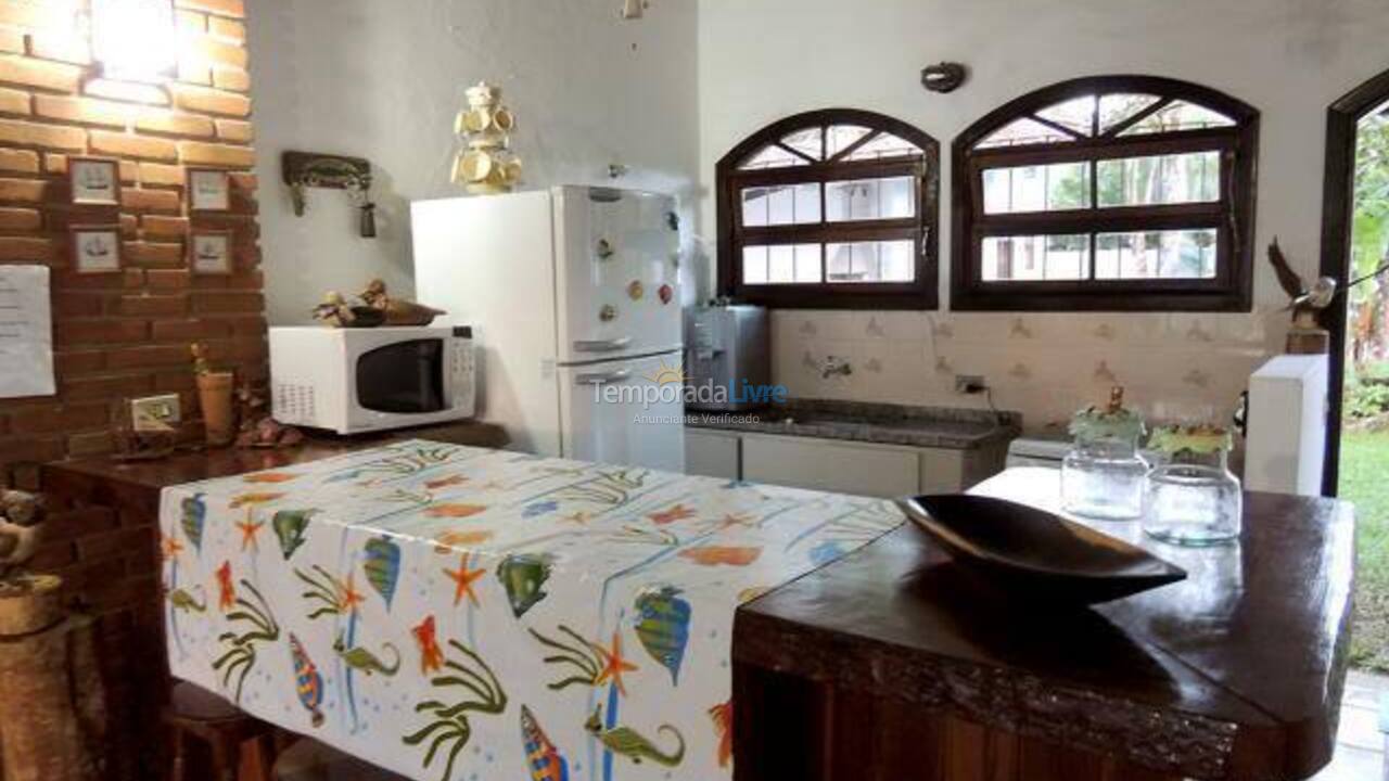 Casa para aluguel de temporada em Ubatuba (Lagoinha)