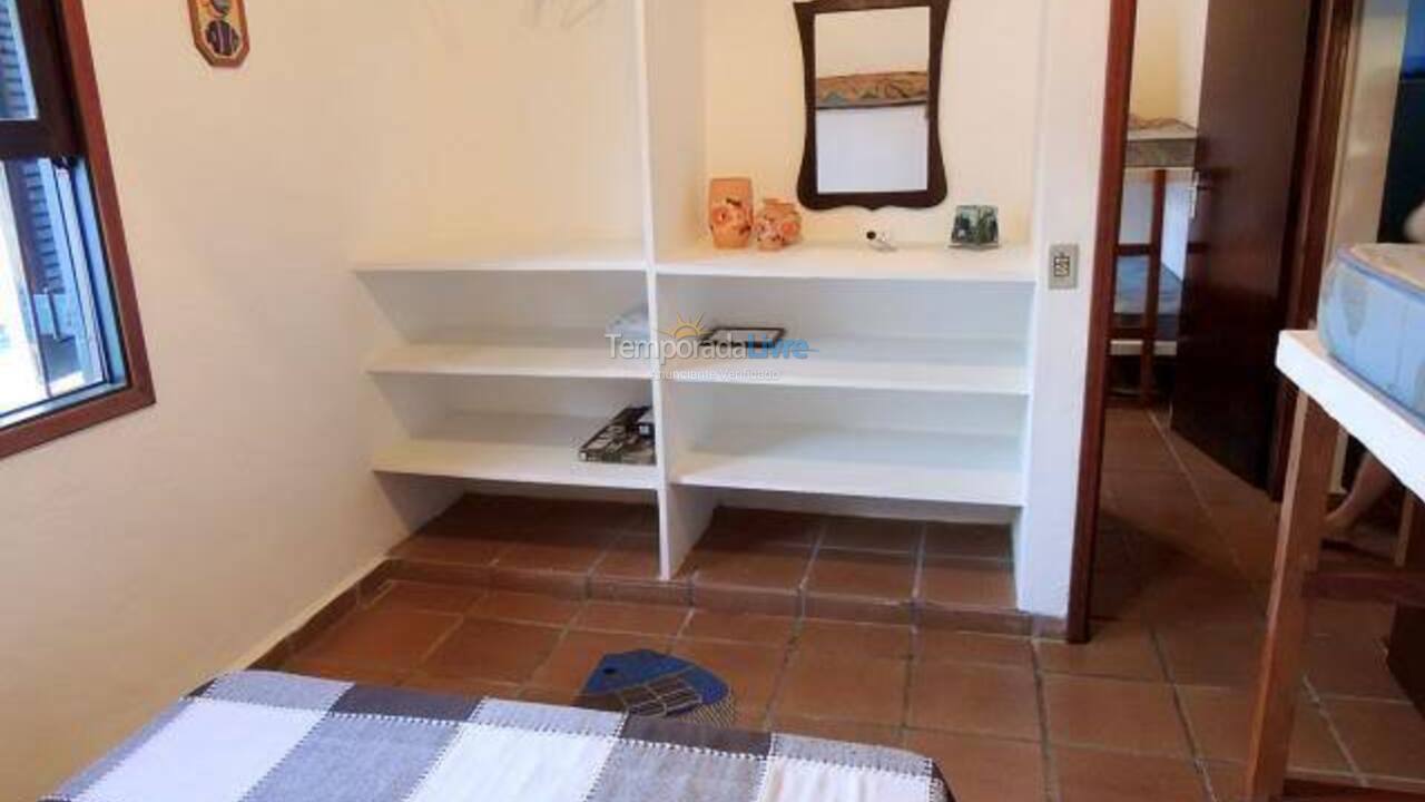 Casa para aluguel de temporada em Ubatuba (Lagoinha)