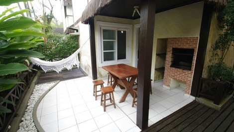 Condomínio a apenas 160 mts da praia, melhor custo benefício