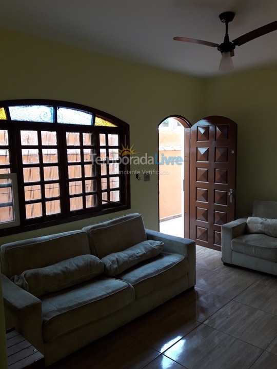 Casa para alquiler de vacaciones em Mongaguá (Balneario de Itaoca)
