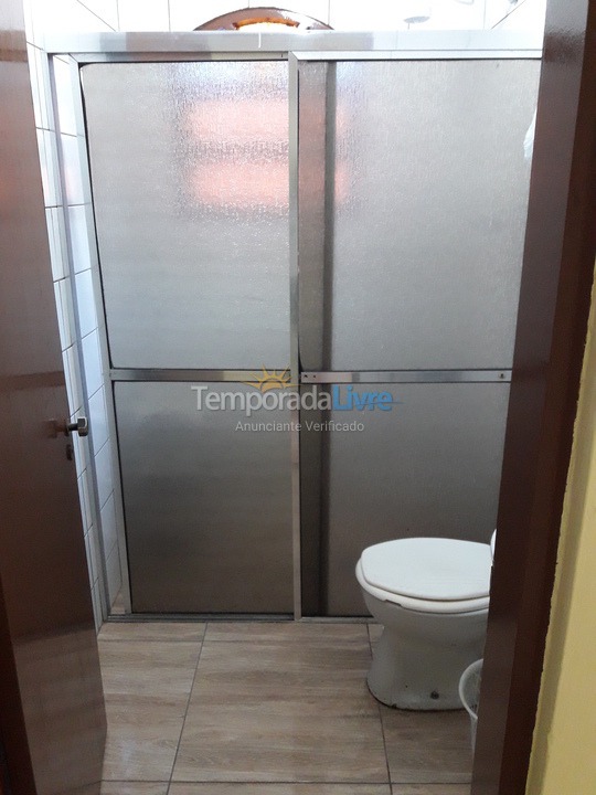 Casa para alquiler de vacaciones em Mongaguá (Balneario de Itaoca)