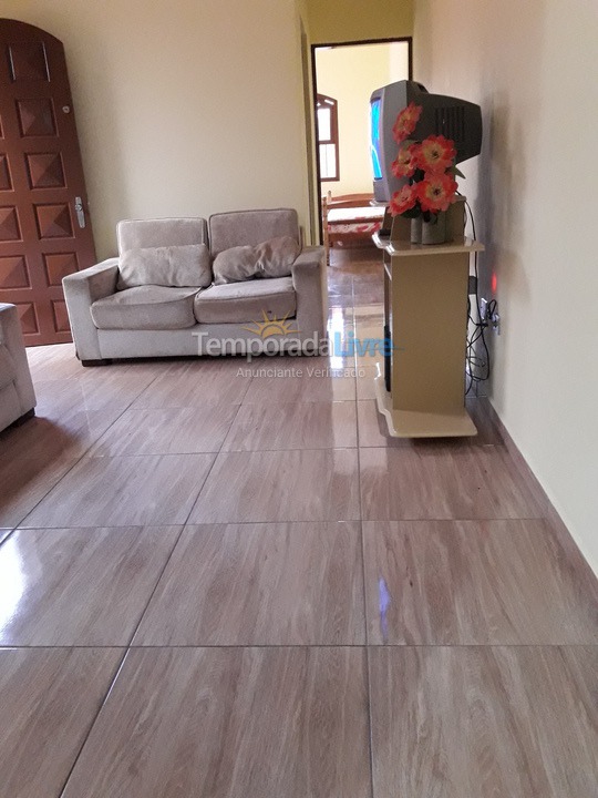 Casa para alquiler de vacaciones em Mongaguá (Balneario de Itaoca)