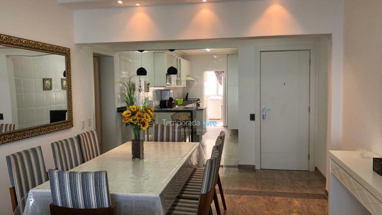 Apartamento para aluguel de temporada em Guarujá (Pitangueiras)