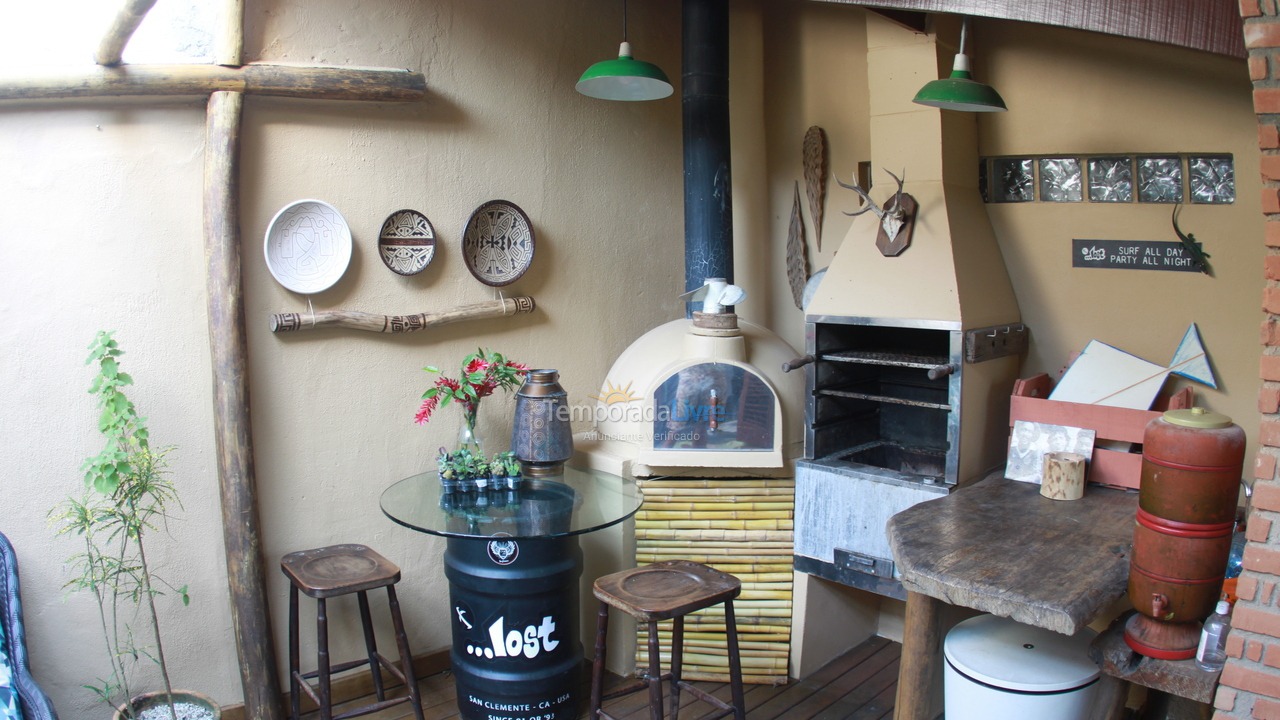 Casa para aluguel de temporada em São Sebastião (Maresias)