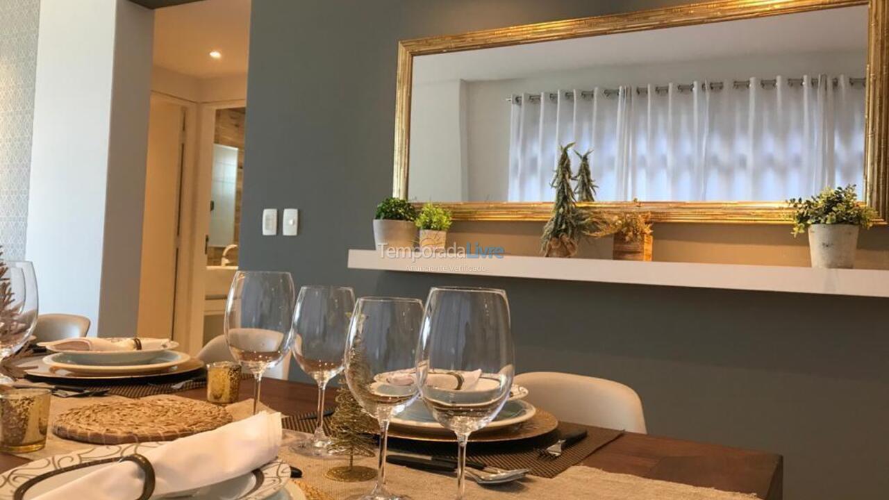 Apartamento para aluguel de temporada em Itapema (Meia Praia)