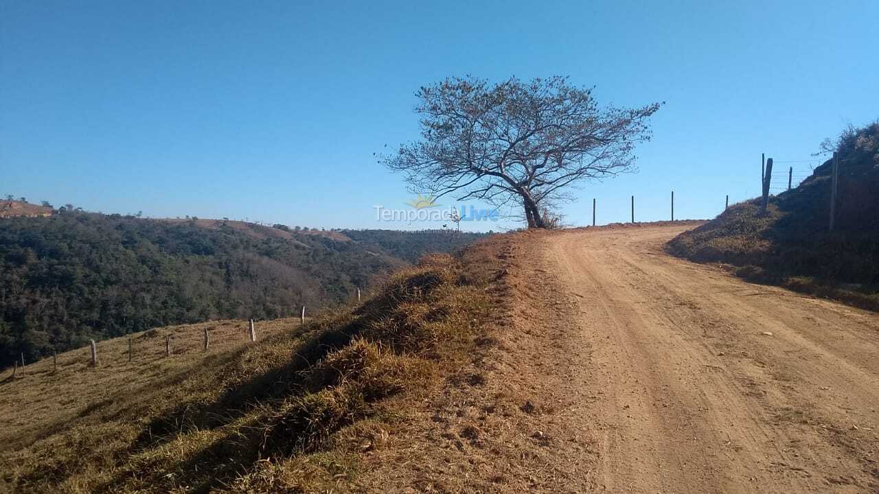 Granja para alquiler de vacaciones em Piumhi (Fazenda Coqueiros)