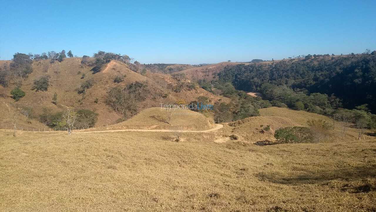 Granja para alquiler de vacaciones em Piumhi (Fazenda Coqueiros)