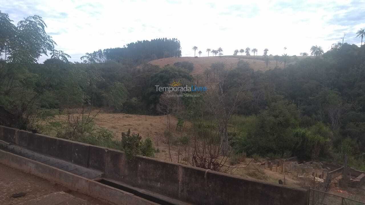 Granja para alquiler de vacaciones em Piumhi (Fazenda Coqueiros)