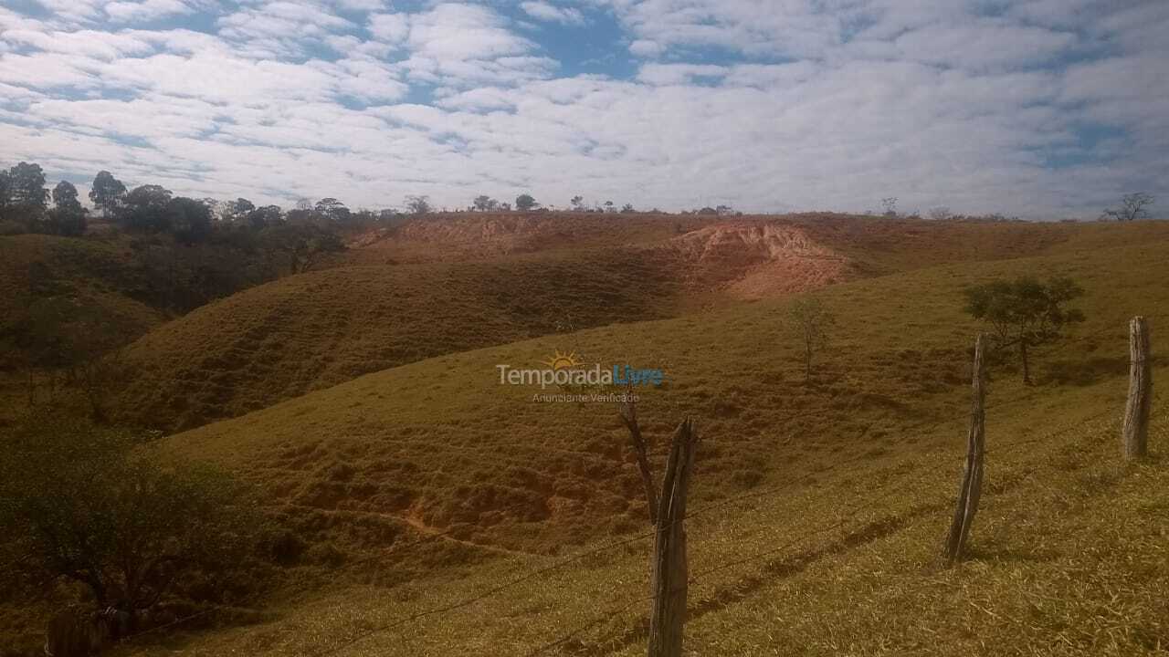 Granja para alquiler de vacaciones em Piumhi (Fazenda Coqueiros)