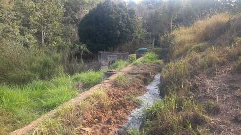 VEN A VER LA FINCA ACOGEDORA