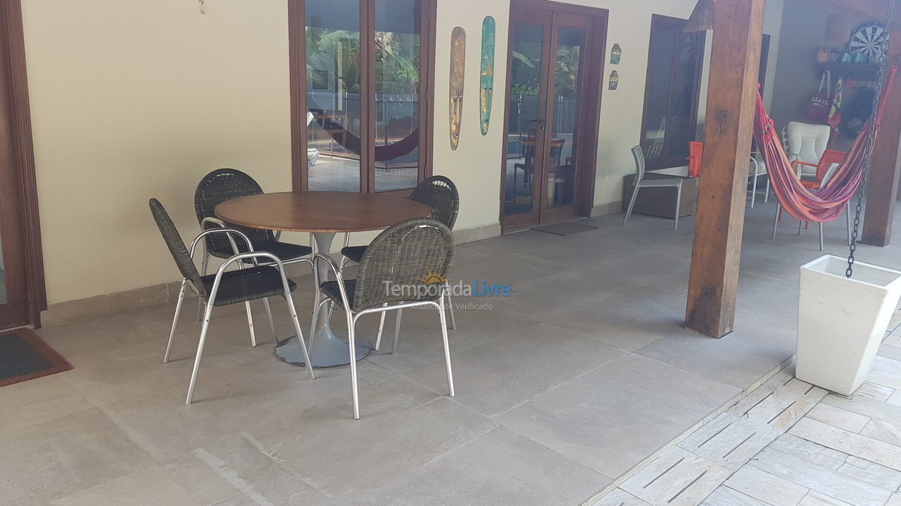 Casa para aluguel de temporada em Bertioga (Riviera de São Lourenço)