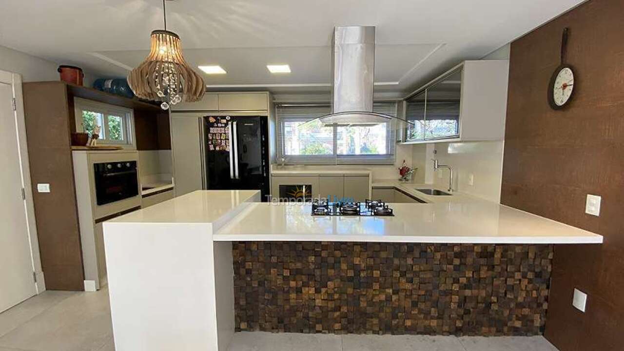 Casa para alquiler de vacaciones em Florianopolis (Jurerê Internacional)