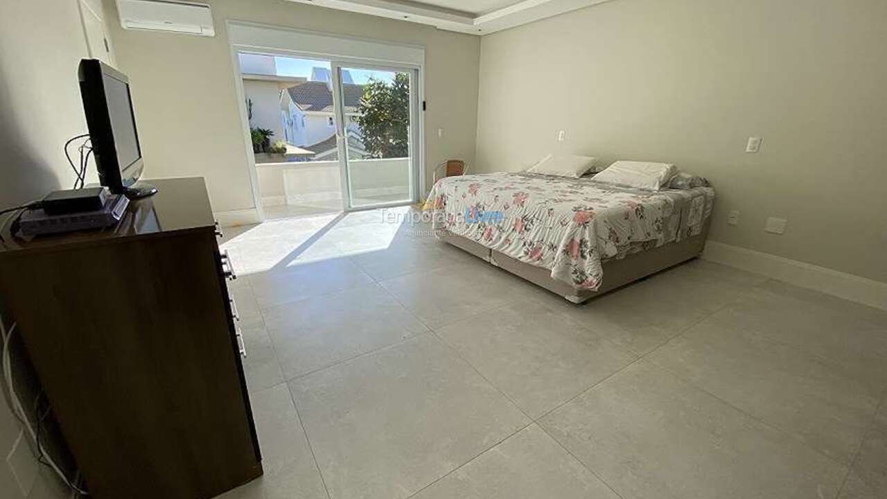 Casa para alquiler de vacaciones em Florianopolis (Jurerê Internacional)