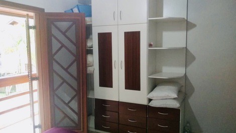 RESIDENCIAL JUQUEHY - Condomínio Fechado - 3 DORM