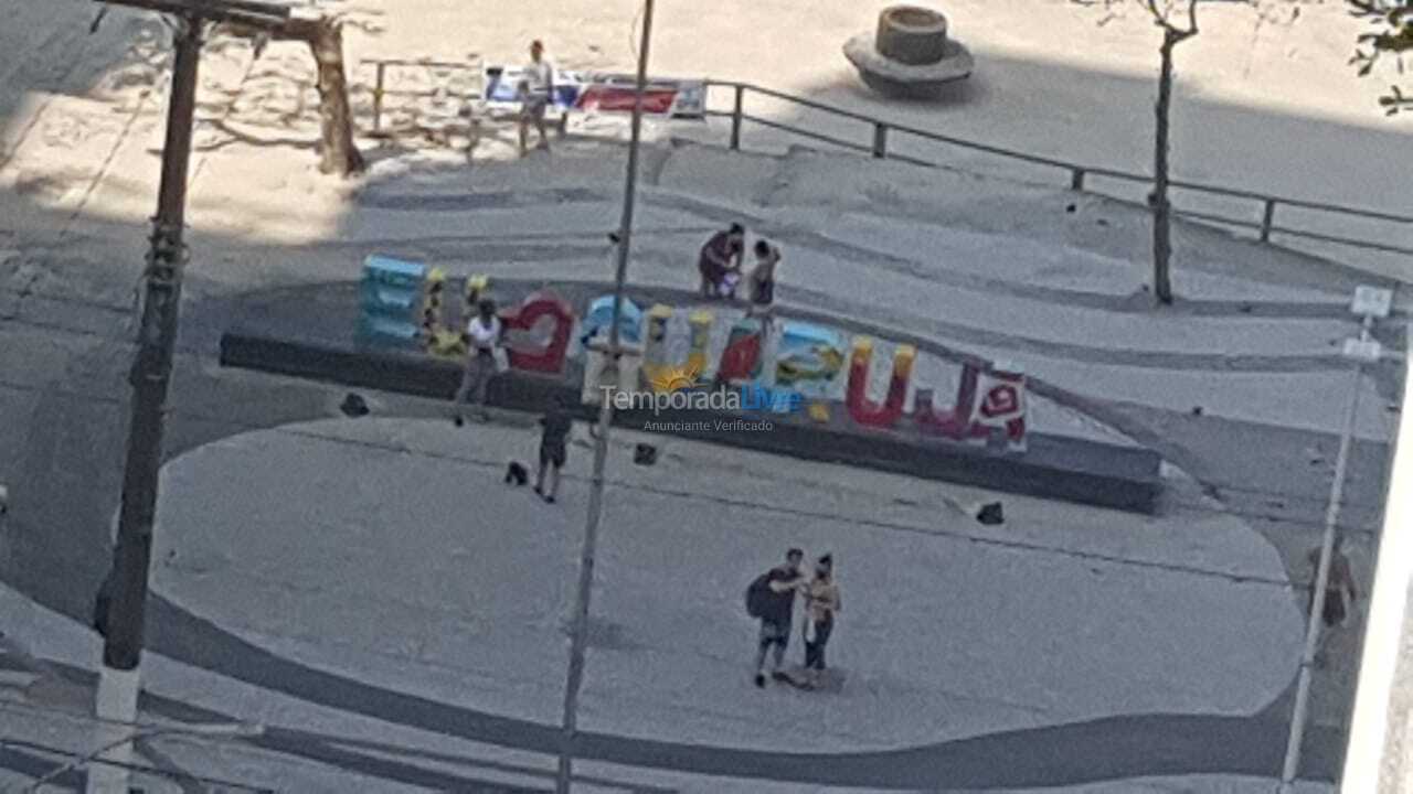 Apartamento para aluguel de temporada em Guarujá (Pitangueiras)