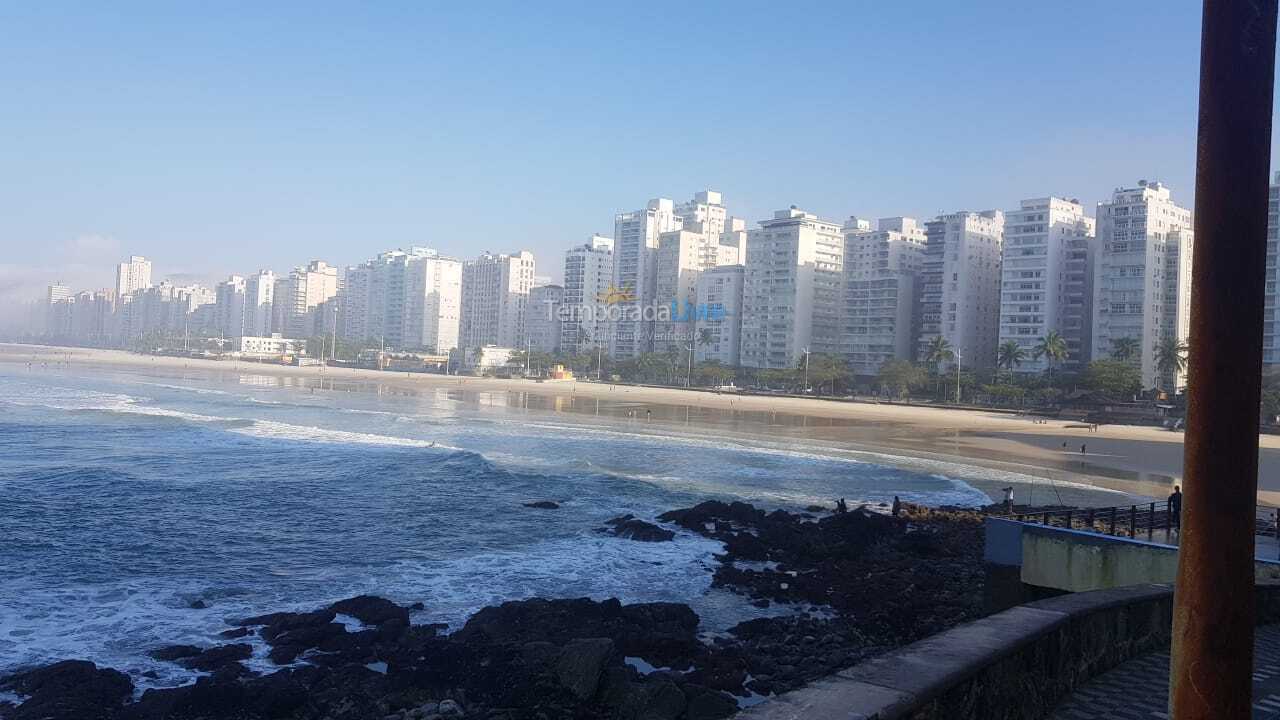Apartamento para aluguel de temporada em Guarujá (Pitangueiras)