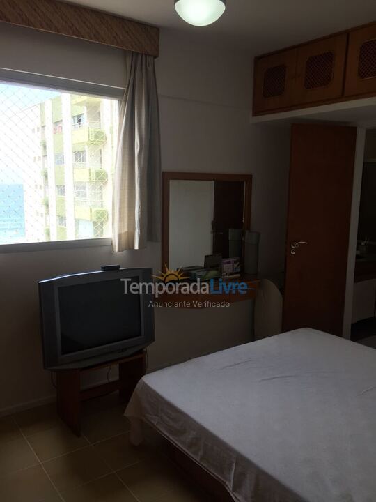 Apartamento para aluguel de temporada em Guarujá (Pitangueiras)
