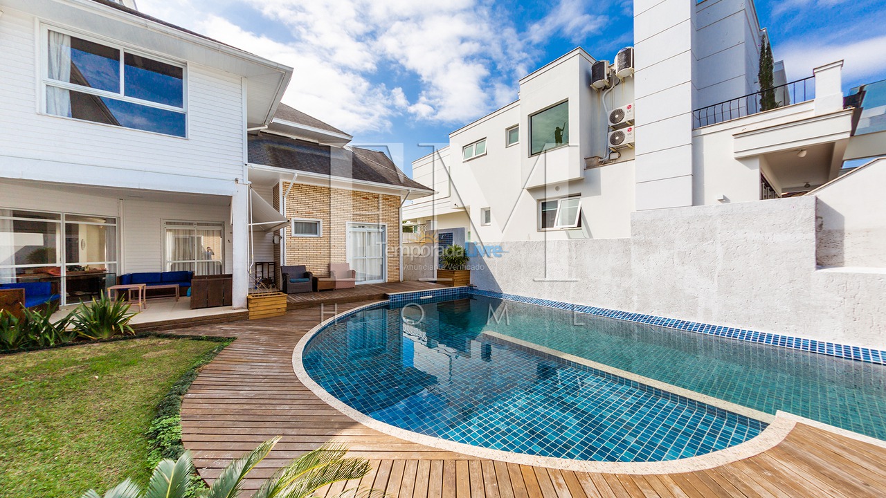Casa para aluguel de temporada em Florianopolis (Jurerê Internacional)