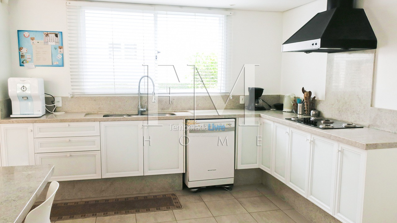 Casa para aluguel de temporada em Florianopolis (Jurerê Internacional)