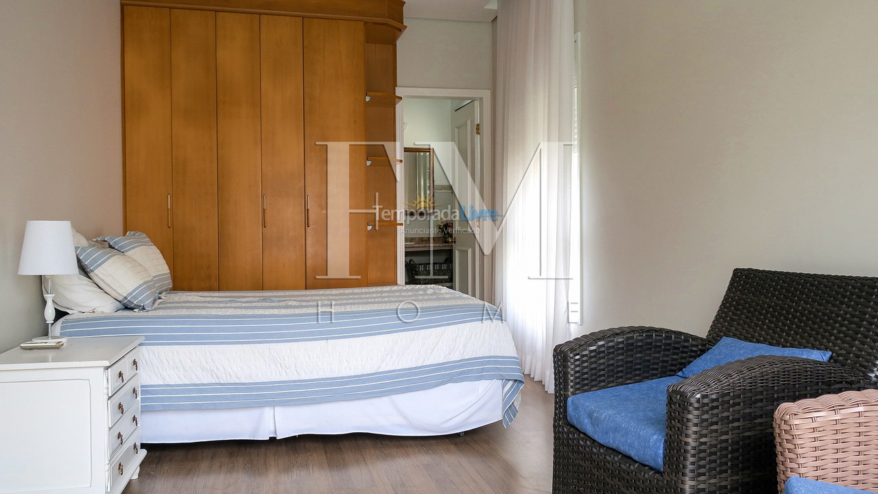 Casa para aluguel de temporada em Florianopolis (Jurerê Internacional)