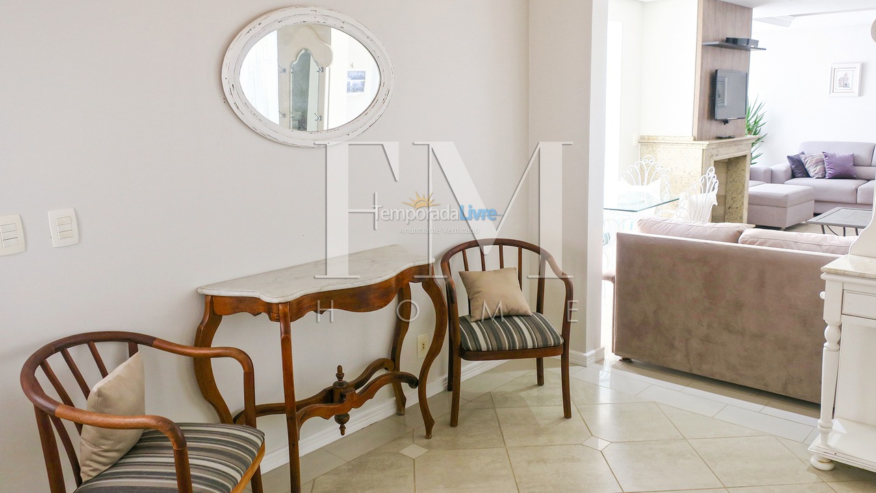 Casa para aluguel de temporada em Florianopolis (Jurerê Internacional)