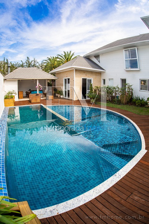 Casa para aluguel de temporada em Florianopolis (Jurerê Internacional)