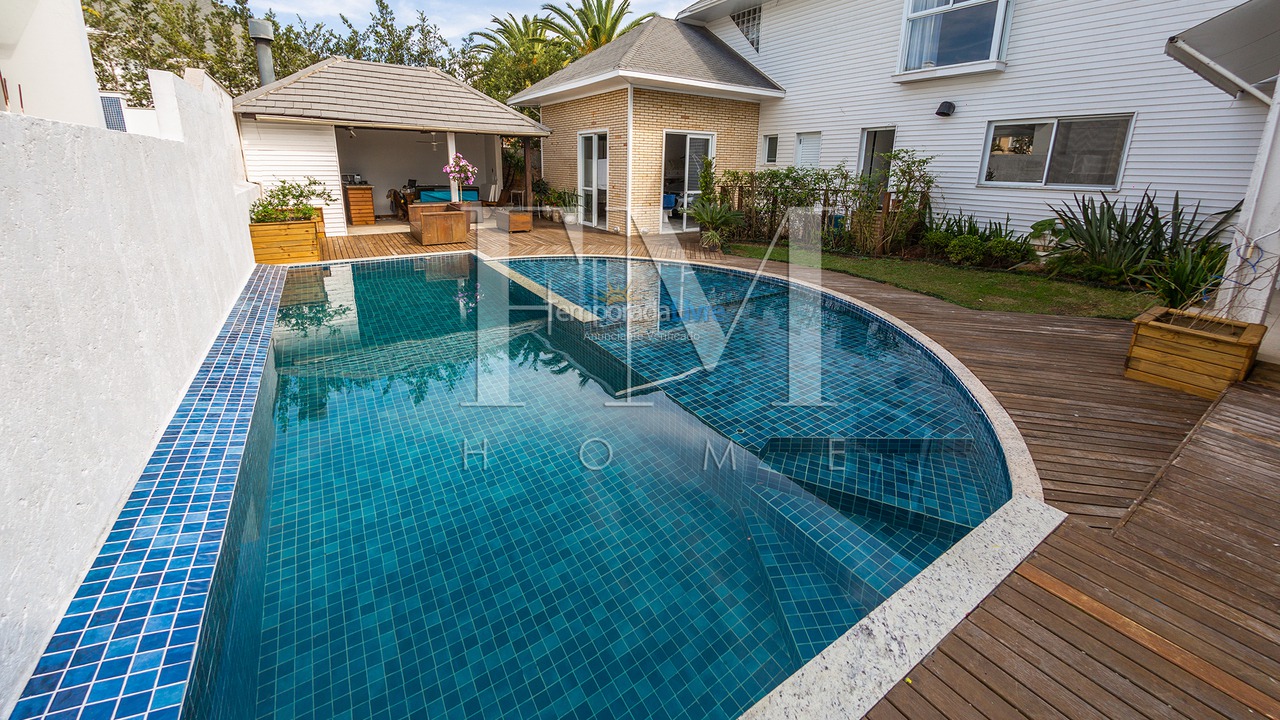 Casa para aluguel de temporada em Florianopolis (Jurerê Internacional)