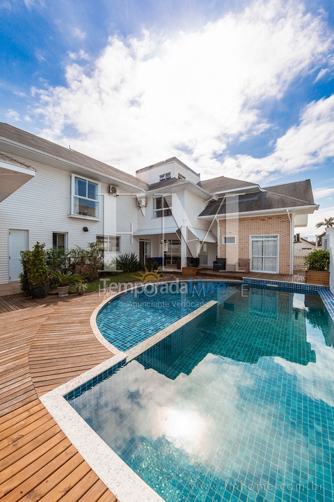 Casa para aluguel de temporada em Florianopolis (Jurerê Internacional)
