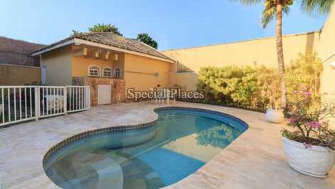 GARDEN MARAPENDI - 5 BEDROOM HOUSE FRONT BEACH ANNUAL / MONTHLY / SEASON