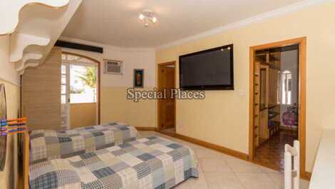 GARDEN MARAPENDI - 5 BEDROOM HOUSE FRONT BEACH ANNUAL / MONTHLY / SEASON