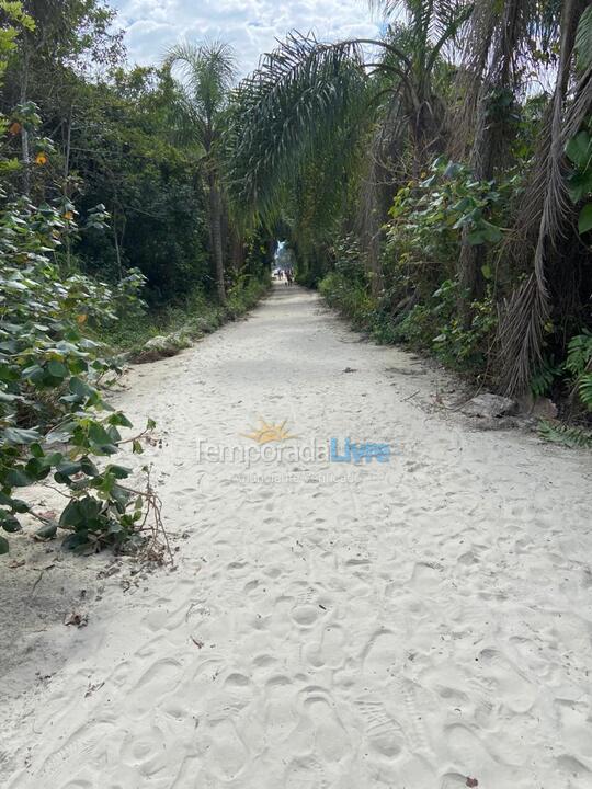 Casa para aluguel de temporada em Bertioga (Praia de Guaratuba)