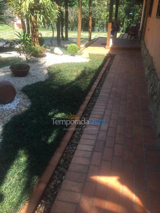 Casa para aluguel de temporada em Bertioga (Praia de Guaratuba)