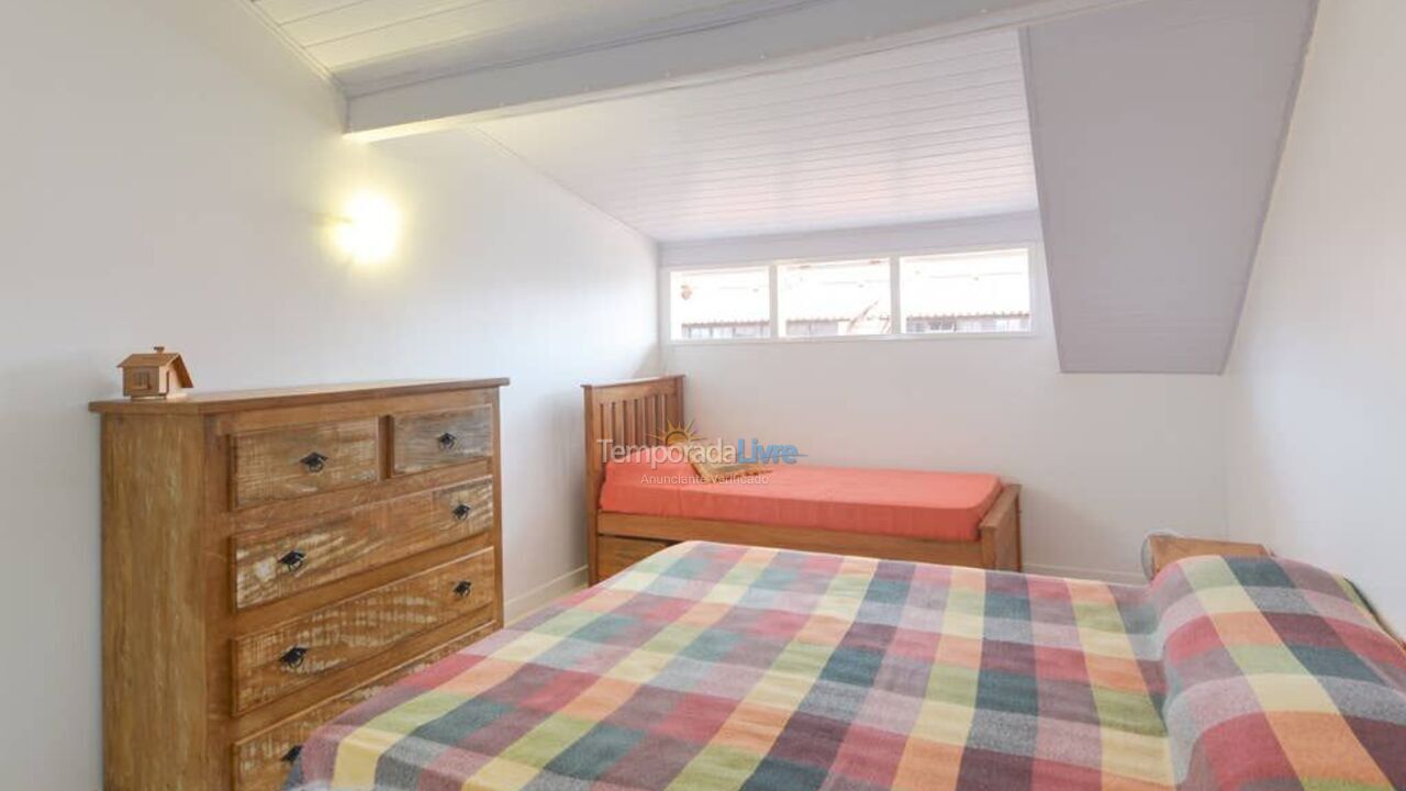 Apartment for vacation rental in Cabo Frio (Peró)