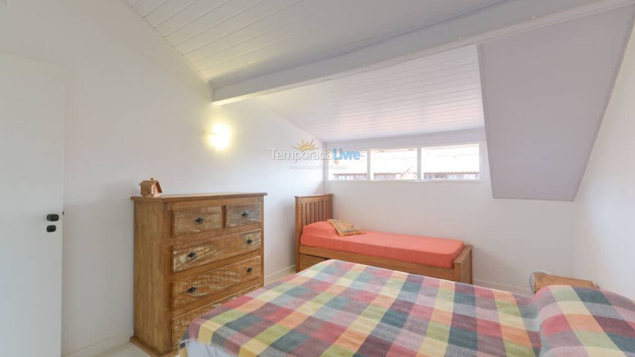 Apartment for vacation rental in Cabo Frio (Peró)