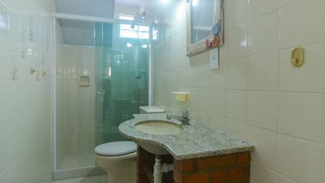 Duplex with 4 bedrooms, 500 meters from the beach, with pool