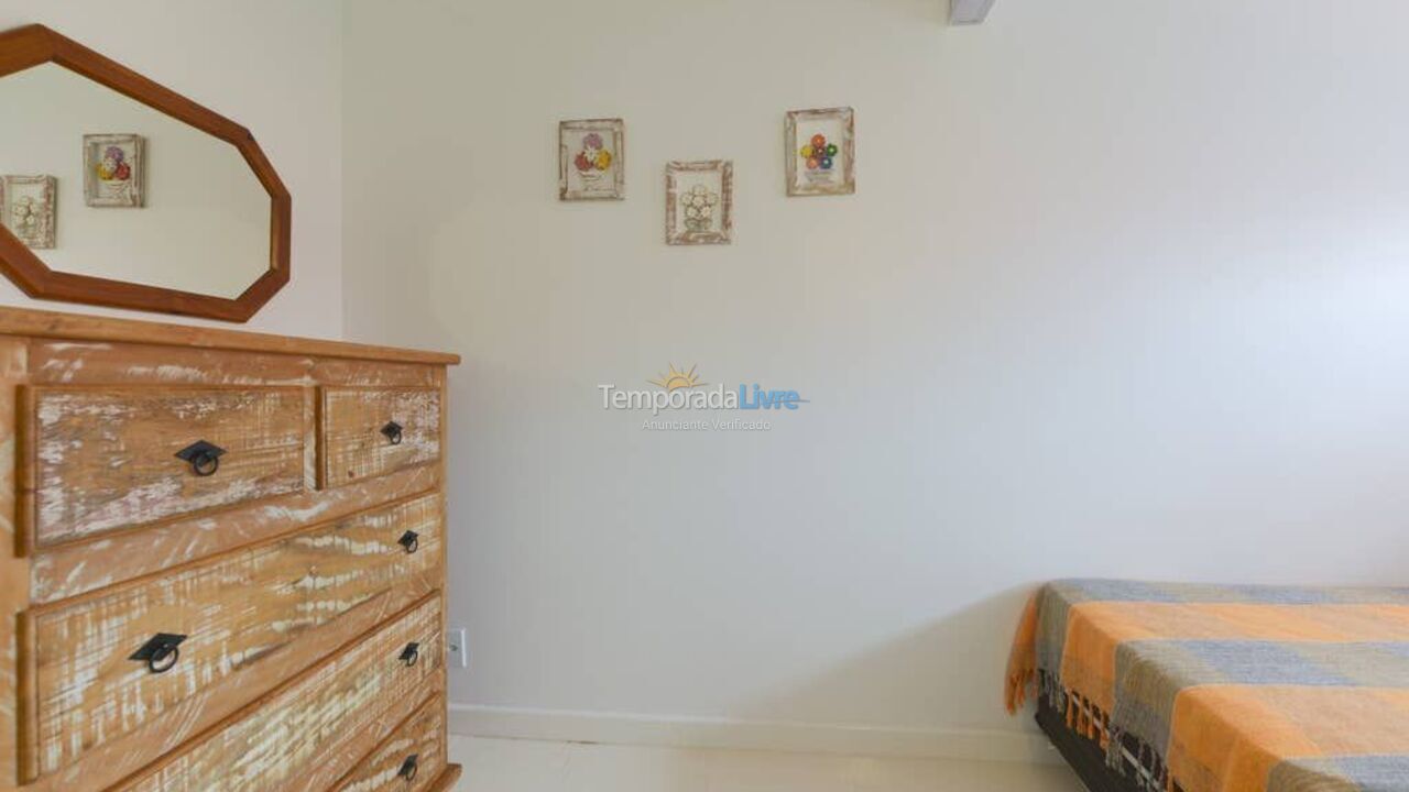 Apartment for vacation rental in Cabo Frio (Peró)