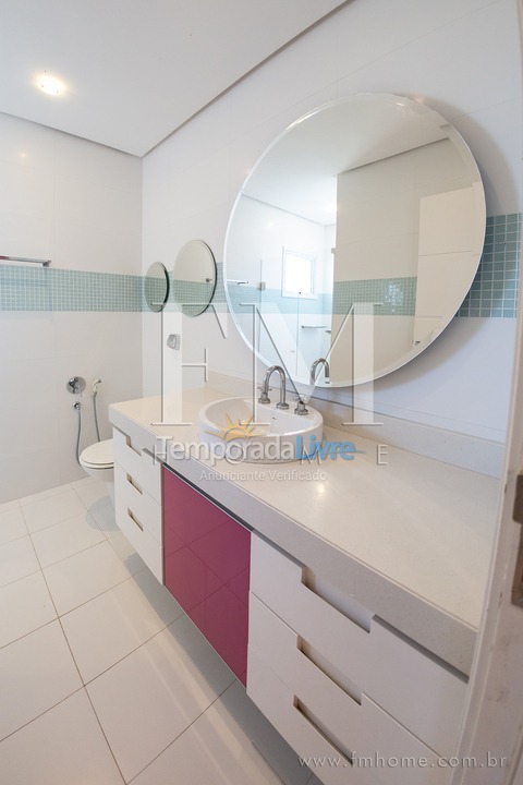 Casa para alquiler de vacaciones em Florianopolis (Jurerê Internacional)