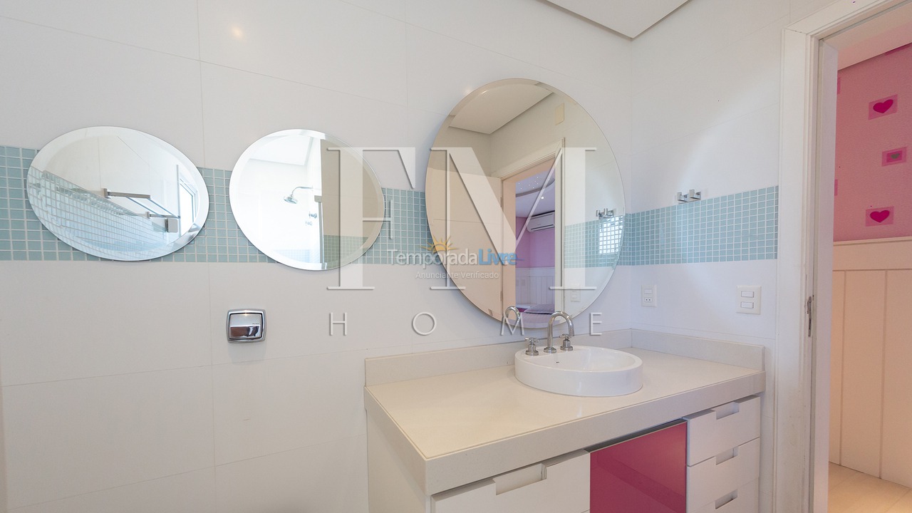 Casa para alquiler de vacaciones em Florianopolis (Jurerê Internacional)