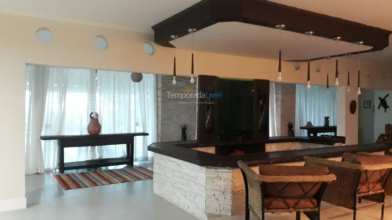 Casa para aluguel de temporada em São Sebastião (Maresias)