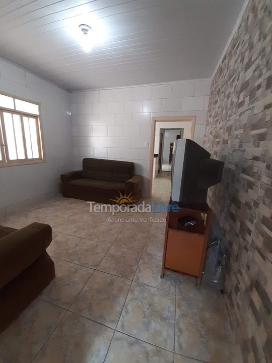 Casa para alquiler de vacaciones em Praia Grande (Praia do Caiçara)