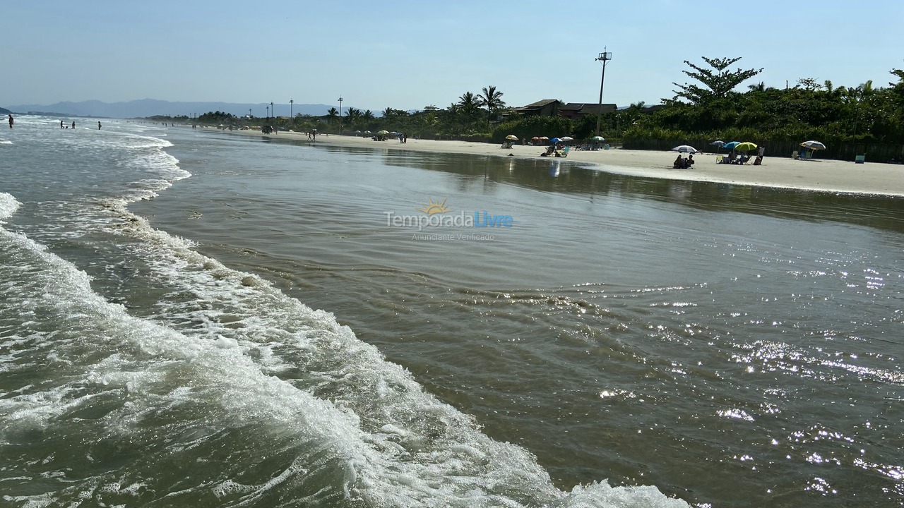 Casa para aluguel de temporada em Bertioga (Praia de Guaratuba)
