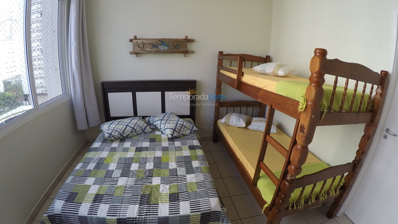 Apartamento para aluguel de temporada em Guarujá (Pitangueiras)