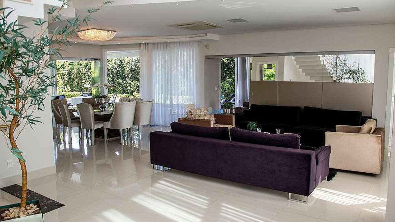 House for vacation rental in Florianopolis (Jurerê Internacional)