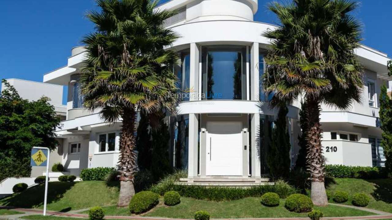 House for vacation rental in Florianopolis (Jurerê Internacional)