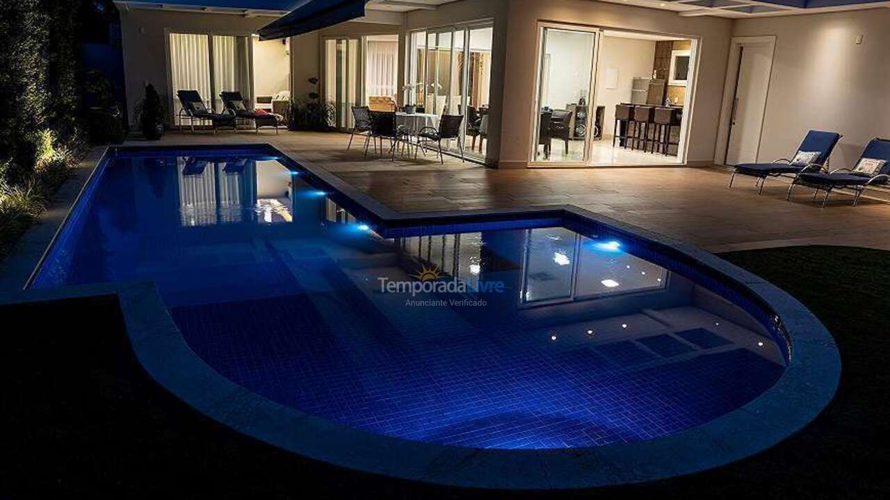 House for vacation rental in Florianopolis (Jurerê Internacional)