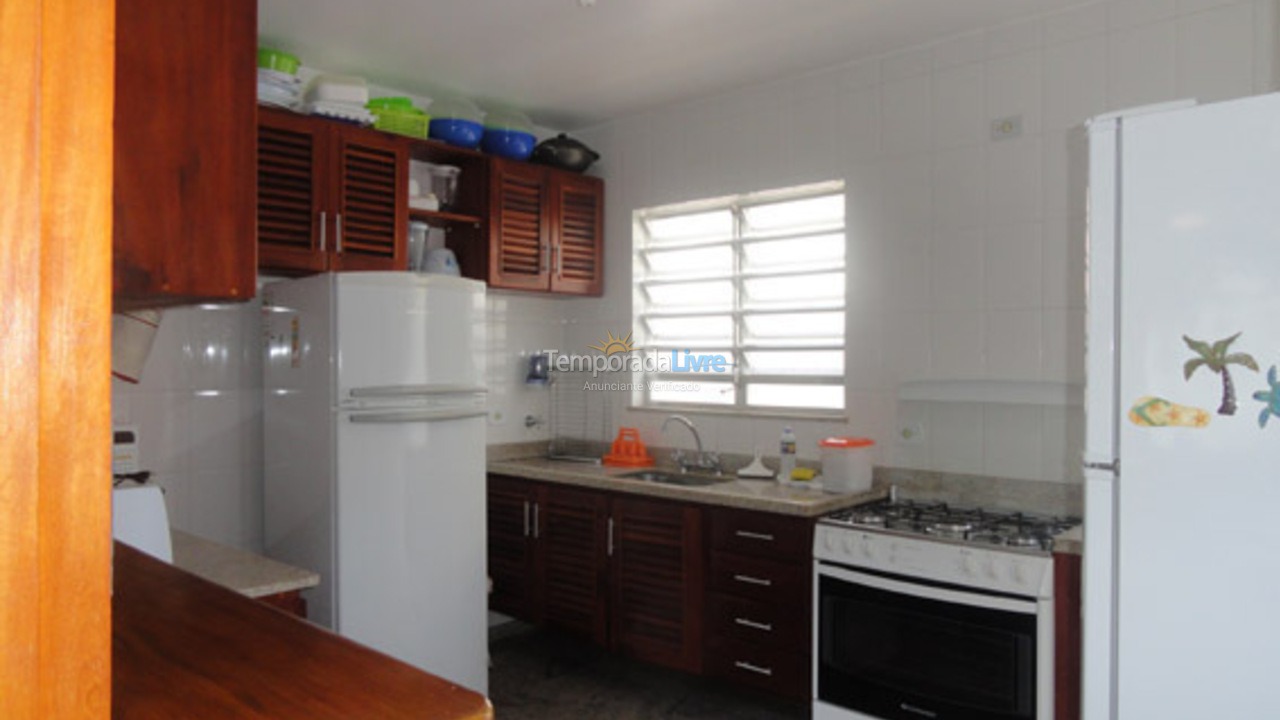 House for vacation rental in Ubatuba (Praia do Lázaro)