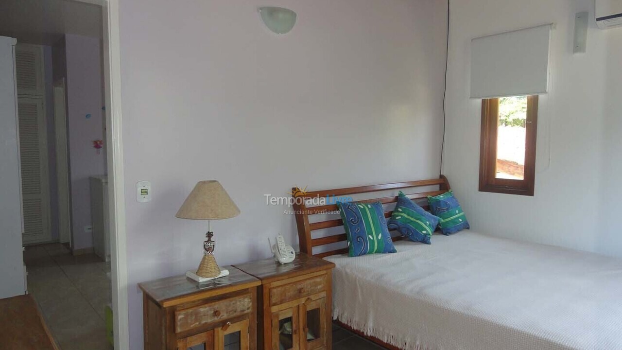 House for vacation rental in Ubatuba (Praia do Lázaro)