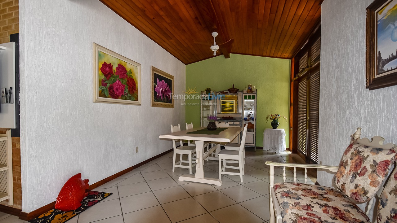 House for vacation rental in Ubatuba (Praia do Tenório)
