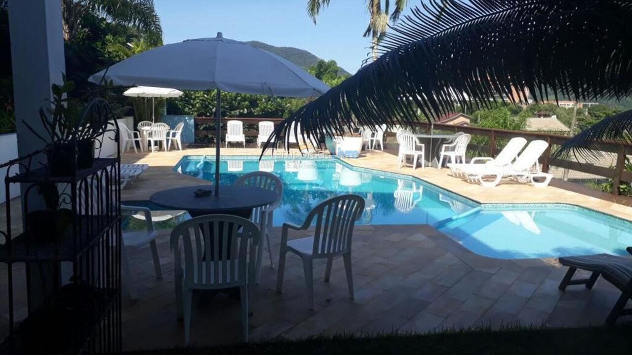 Apartamento para aluguel de temporada em Ubatuba (Lagoinha)