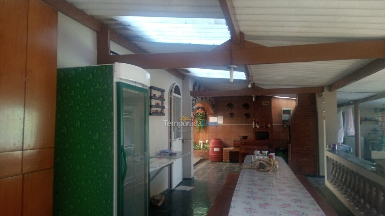 Granja para alquiler de vacaciones em Mairinque (Condomínio Porta do Sol)